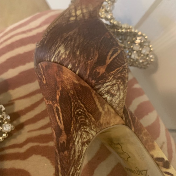 Elegant Rhinestone Embellished Zigi SoHo Heels - Picture 10 of 11
